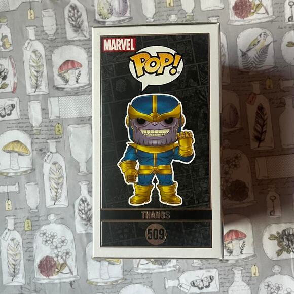 Funko Pop Thanos Exclusive Marvel Collector Corps Marvel - Picture 3 of 7